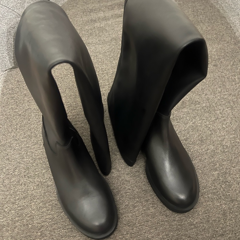 Black thigh high ALDO boots new never been worn Only tried on